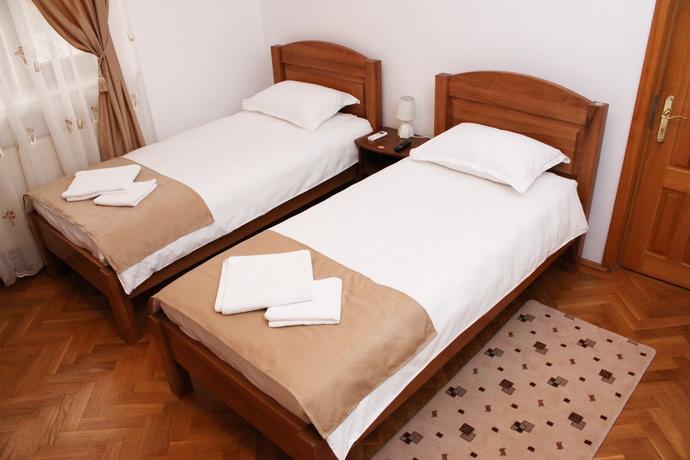 Casa Craiova Nuova Hotel Bagian luar foto